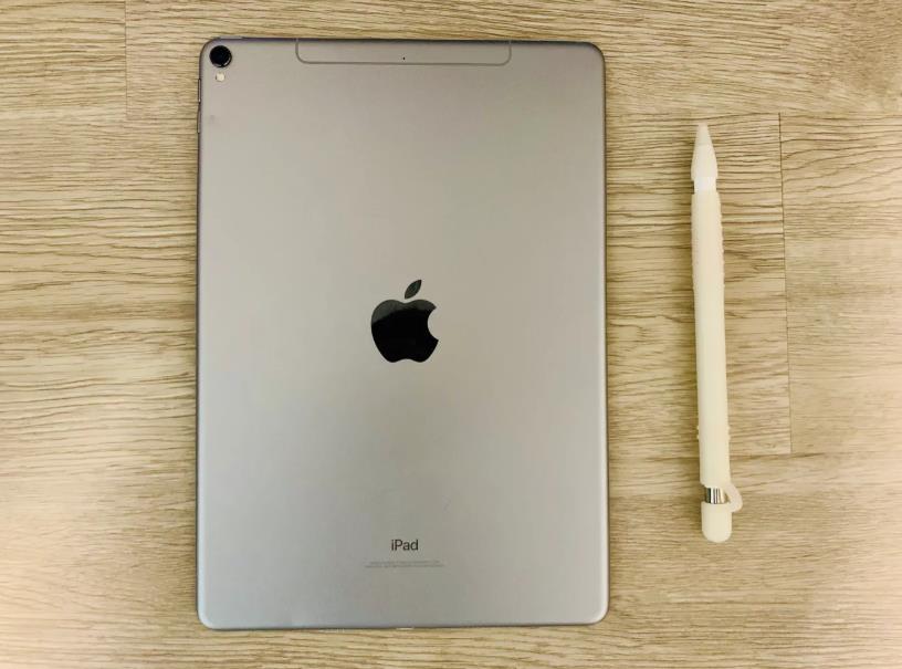 iPad Pro 10.5寸——最后一款非全面屏细边框iPad