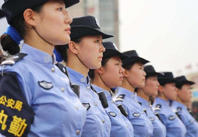 新疆辅警工资多少钱一月，武汉辅警工资多少钱一月？